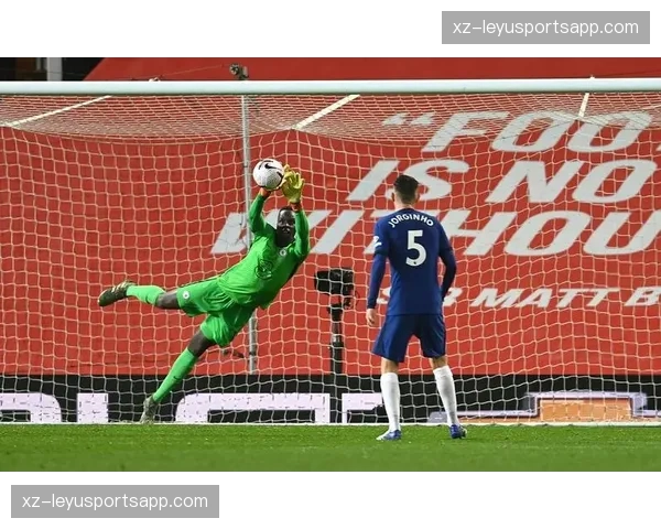 索尔洛特前场支点作用明显 十粒进球位列射手榜第九位 索尔洛特前场支点作用明显 十粒进球位列射手榜第九位